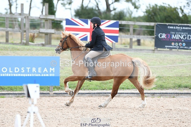 250807-130105-00937 - 70cm Round 2