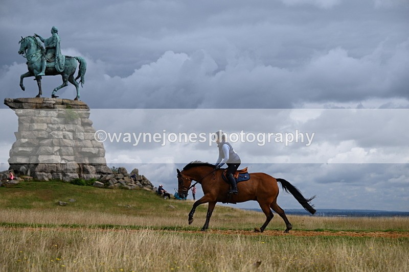 DSC_4485 - Time at Statue 09:50 to 11:09