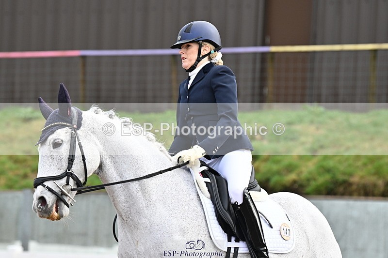 240218A-091916-04727 - 147-Tammie.Wells-Silver.moonshine