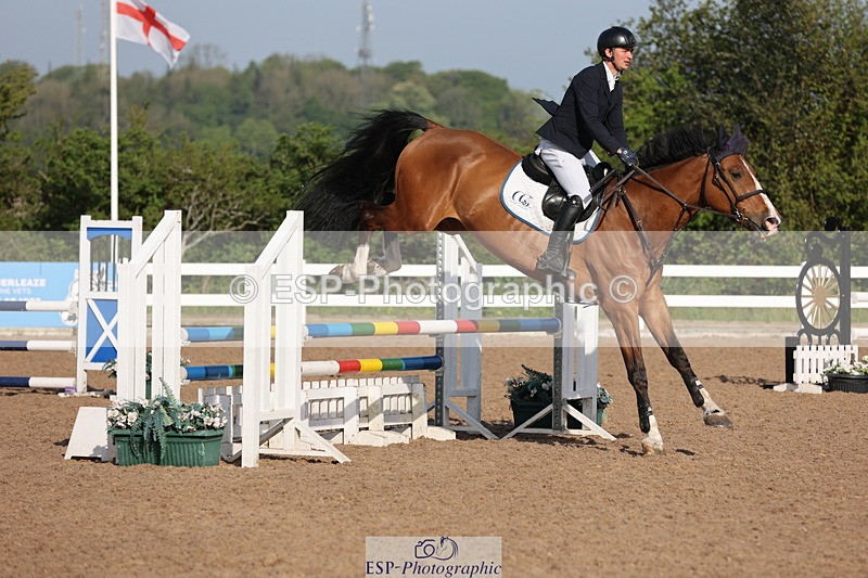 240510A-083005-04261 - Cls 13 British Novice and 90cm Open