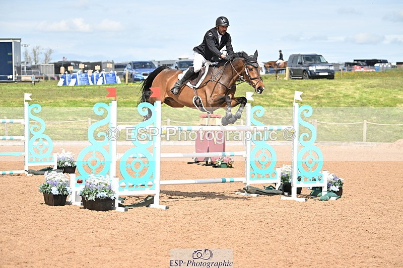 240418A-140555-04230 - Cls 9, 2 Star Big Tour 1.40m