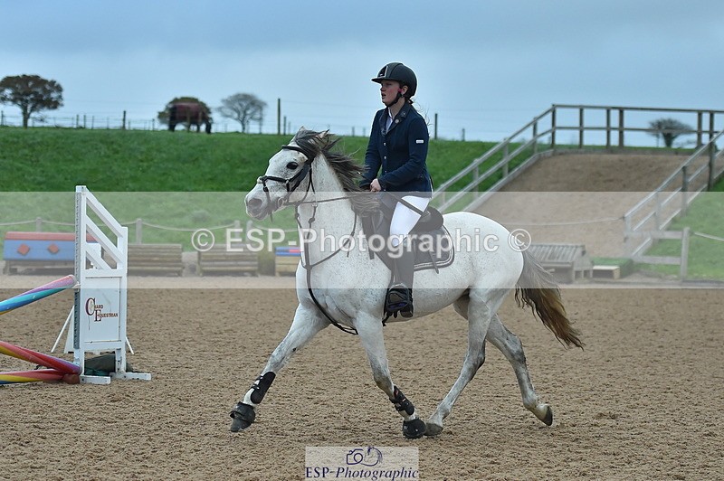 231119A-101102-04546 - Sun Cls 17+18 Club and Schools 70cm