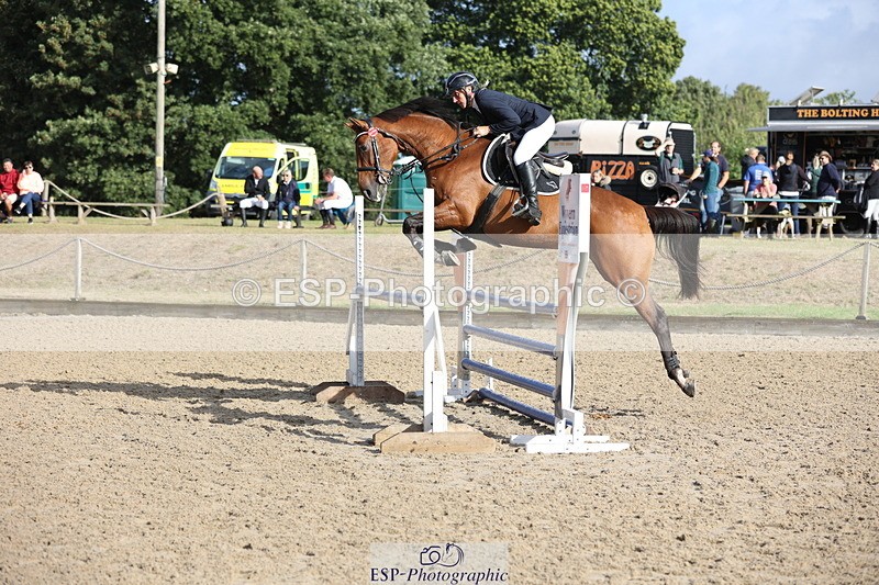 250831A-090432-08834 - Cls 40 Snr Newcomers