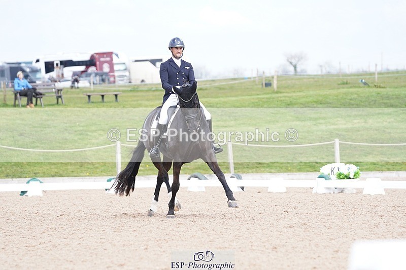 250403-141016-02870 - 022-Jezz.Palmer-Romanno.Weltino