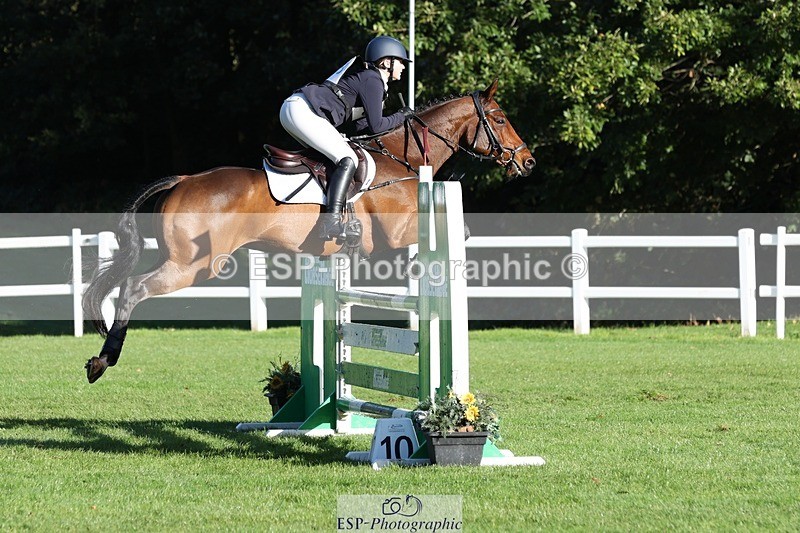 231022-095856-24245 - 668-BOWHAYLANDS.SKYFALL-Miya.Johns-TrotUp+SJ