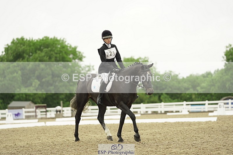 230708A-094434-00205 - Intro C