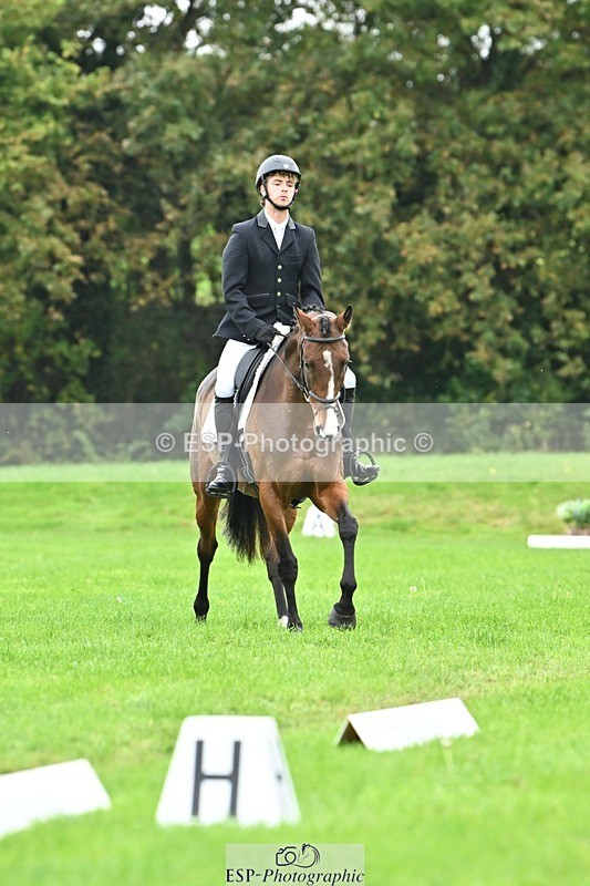 241024-133403-04147 - 327-Daniel.Hockey-JANE.CAMILLE