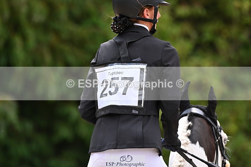 250802A-135101-05623 - F-257-Sophie.Clay-ACE