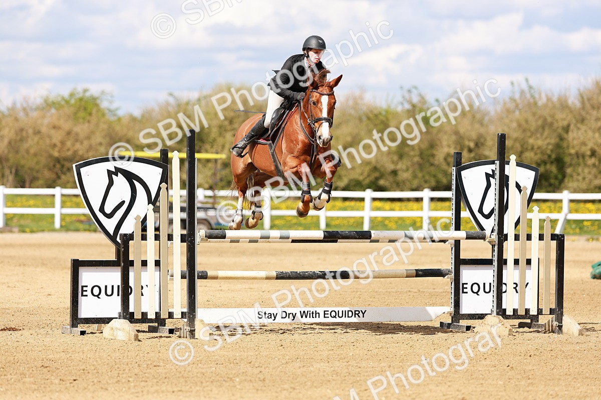 SBM_001845 - Class 4 - Senior Newcomers - 1.10m