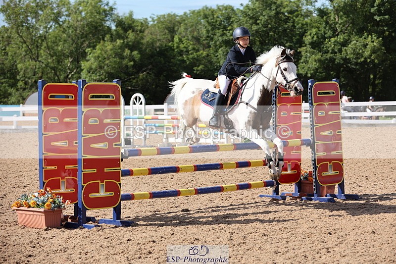 240629A-171820-08325 - Cls 13 Stepping Stones 128cm + 138cm