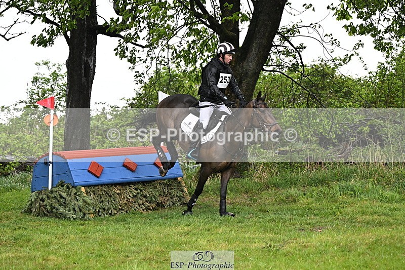 250418-133316-04242 - 253-Rupert.Batting-PICKAPOCKETORTWO