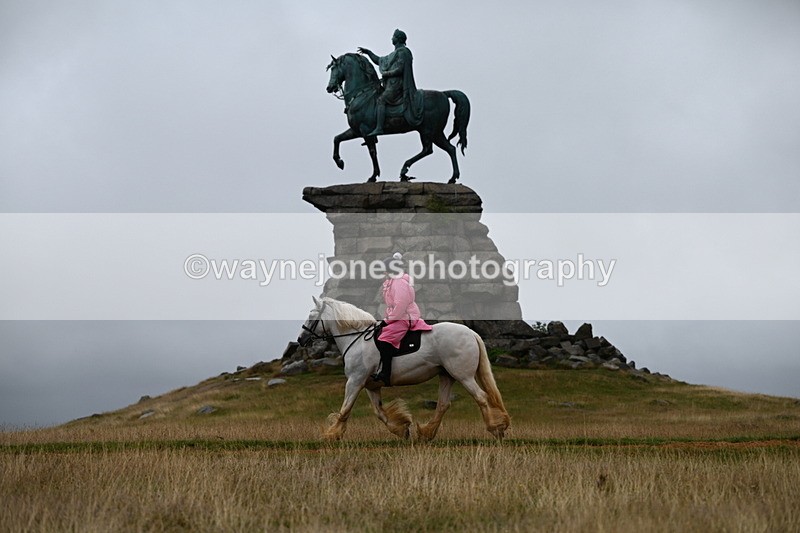 DSC_1792 - Time at Statue 12:13 to 12:32