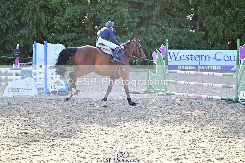 260630A-080940-00046 - Cls 24 85cm Nat Am Qualifier