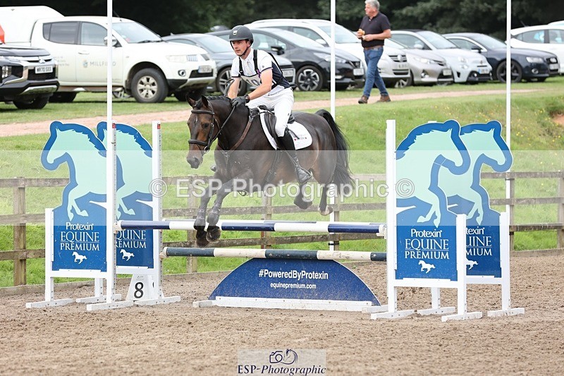 240803-102515-00552 - 104-Ollie_Martin-MIH_HUNTERS_BEAR