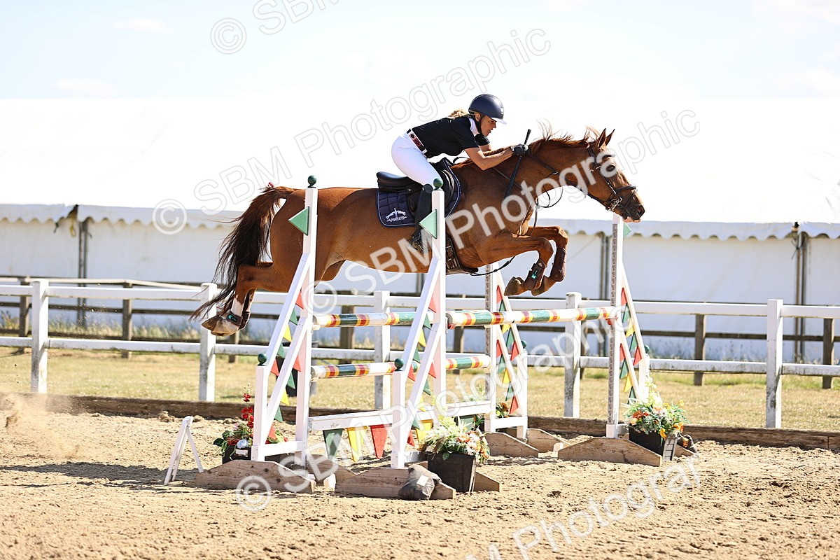SBM_015531 - Class 16 - Senior foxhunter - 1.20m Open