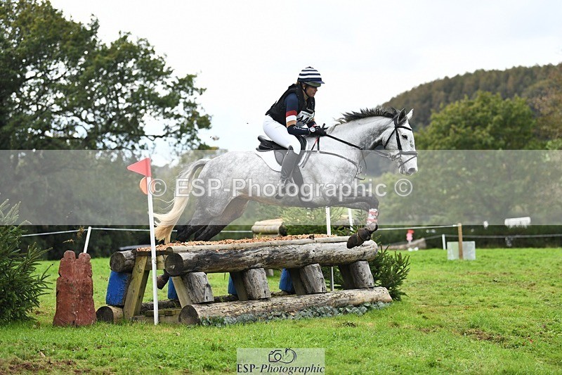 231021-135554-18160 - 445-CRUISING.BORO-Lucy.Knight-SC+XC