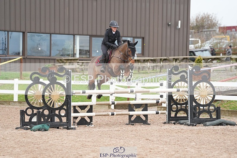 251109-103227-03397 - Cls 19 Snr 1.05m Open