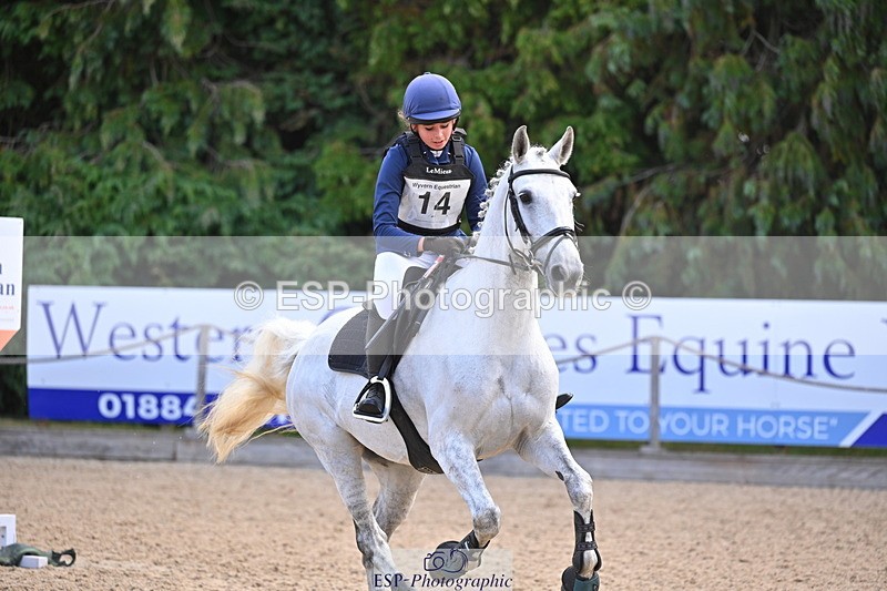 250802A-102816-00566 - A-014-Mia.Hughes-KILNHANGERS.LITTLE.GEM