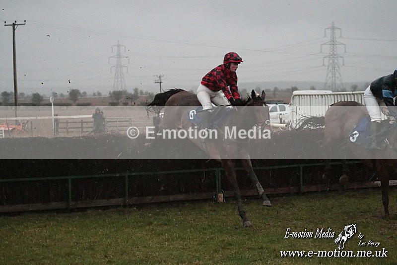 PtP 260125 1239 - Cocklebarrow Point-to-Point racing with the Heythrop Hunt 26/01/25