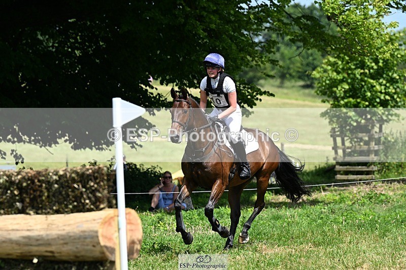 240629X-113520-0509 - 010-Georgie_Selley-VICARSTOWN_VICTOR