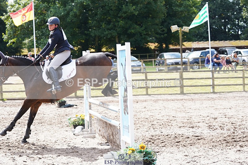 240824X-124132-24233 - 80cm Round 1 12.00 to 13.00