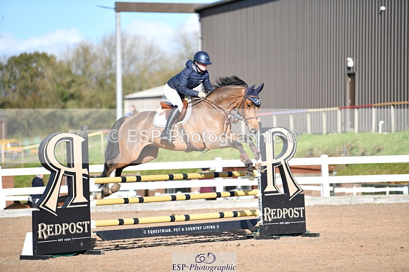 231110A-140014-00733 - Cls 5 Newcomers & 1.10m Open