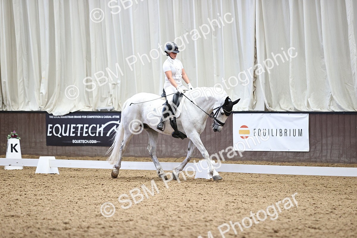 SBM_000921 - Novice 4 Warm Up