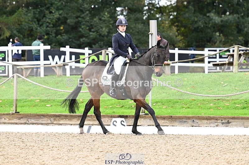 251023A-094603-01320 - B-123-Leia.Massey