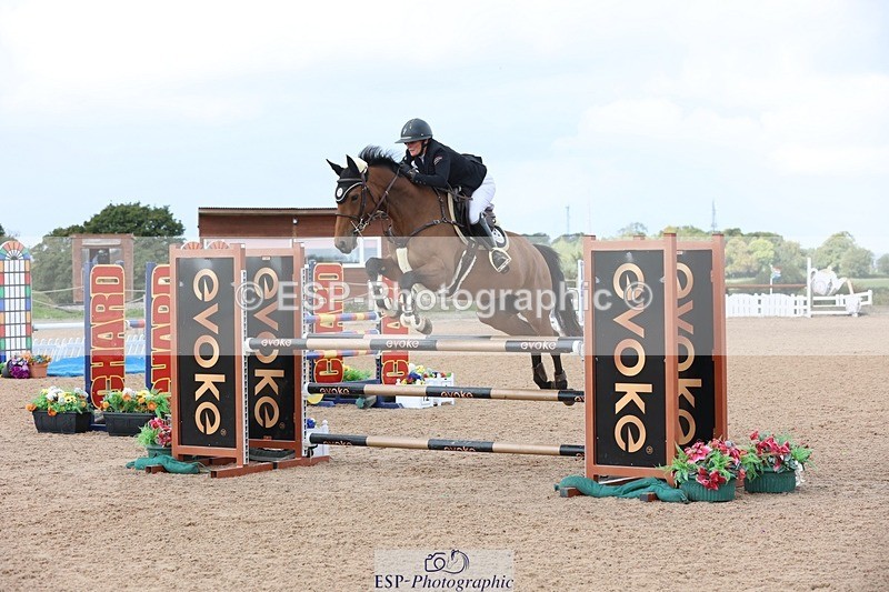 250911-105955-00789 - Cls 2 Snr Newcomers