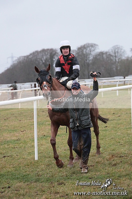 PtP 260125 915 - Cocklebarrow Point-to-Point racing with the Heythrop Hunt 26/01/25
