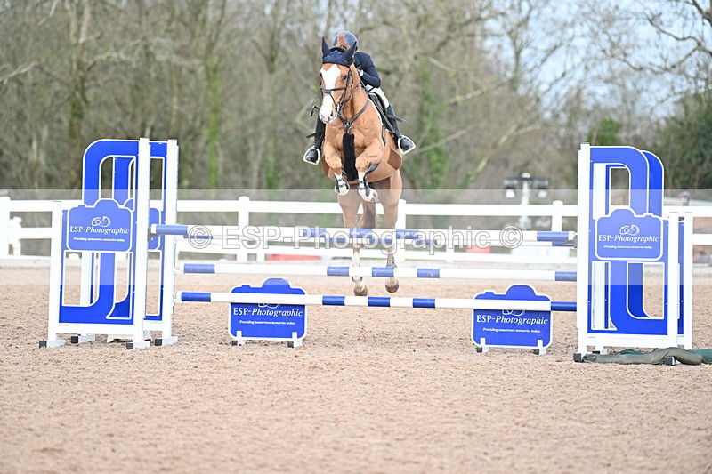 231208A-124810-00822 - Cls 5 Newcomers & 1.10m Open