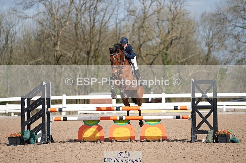 250329-105555-03760 - Cls 20 British Novice and 90cm