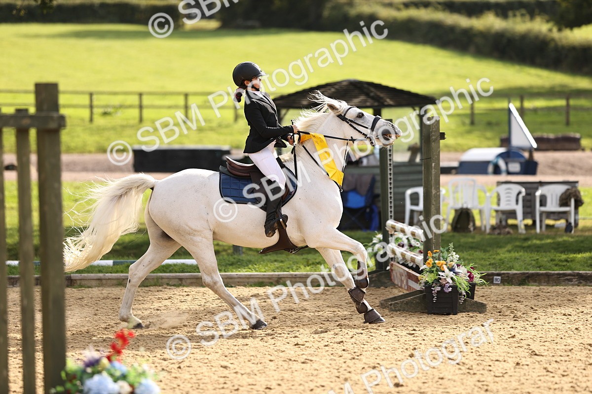 SBM_49379 - J9 - Junior Pony 70cm Championship