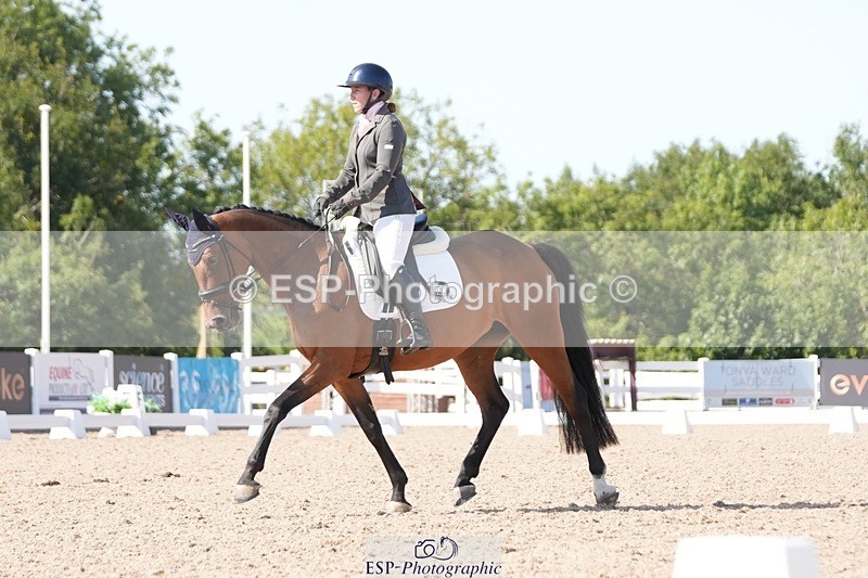 250817-160841-11663 - 190-Natalie.DraperRenkum.Cordula