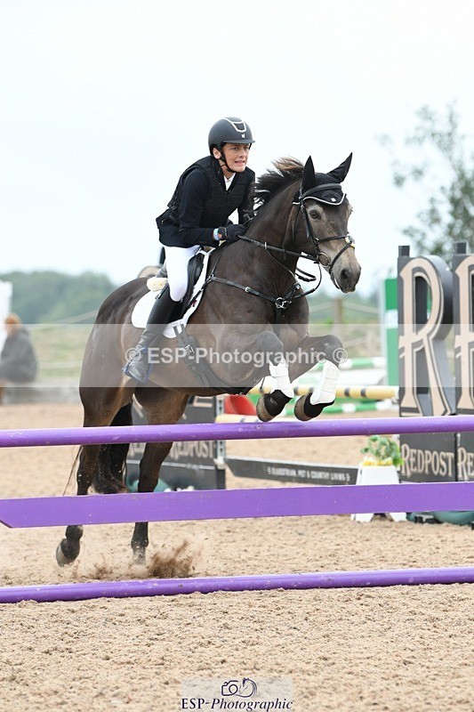 250807-111931-00584 - 90cm Round 1