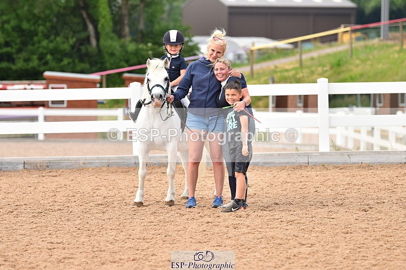 230609A-182300-01933 - Jolly Jumps Ride and Run