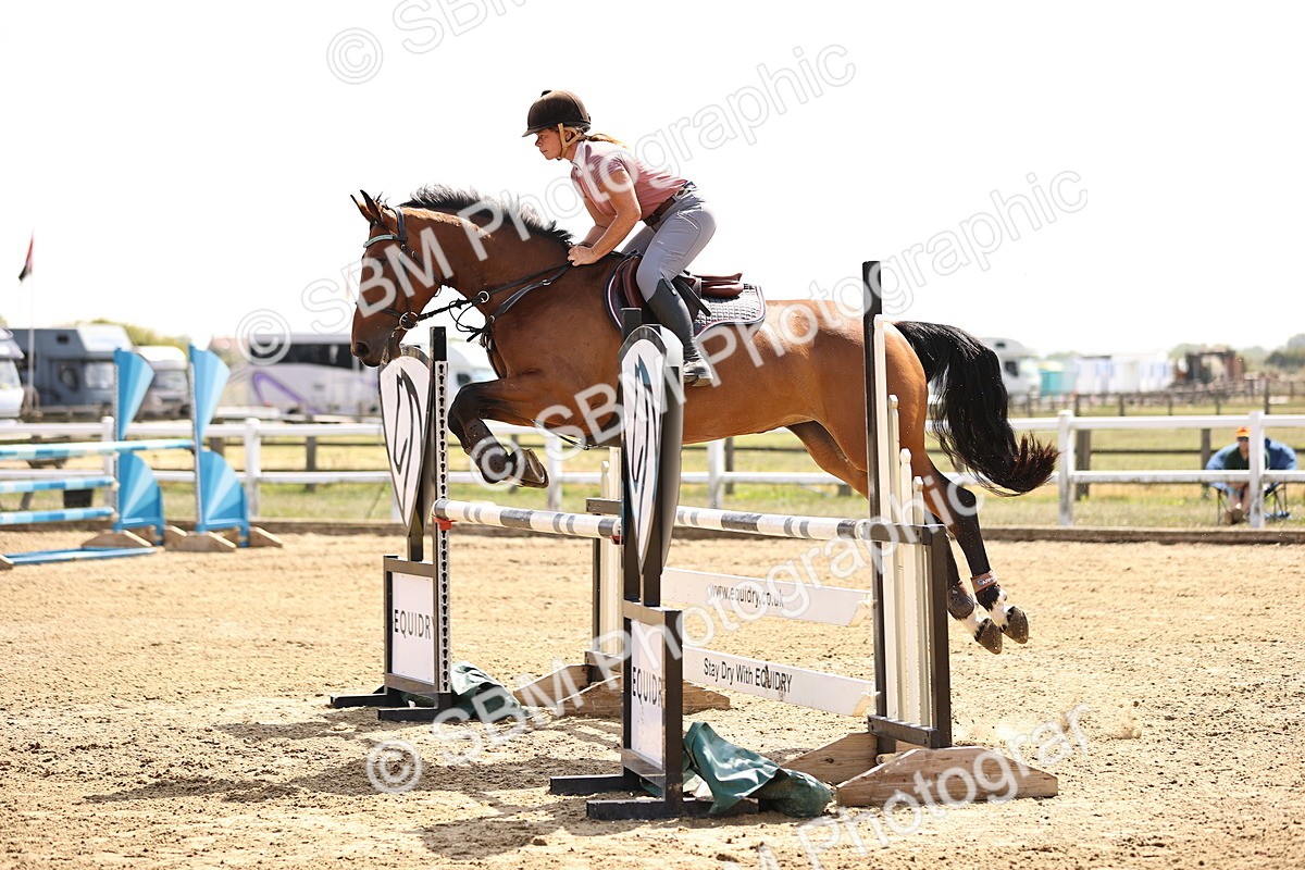 SBM_006689 - Class 12 - Amateur Championship Qualifier 1.05m