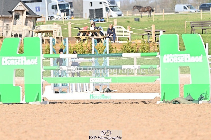 250326-142012-01132 - Cls 6 Foxhunter and 1.20m