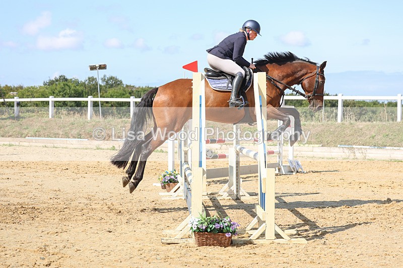 3E7A1016 - Class 4: Senior British Novice/90cm open