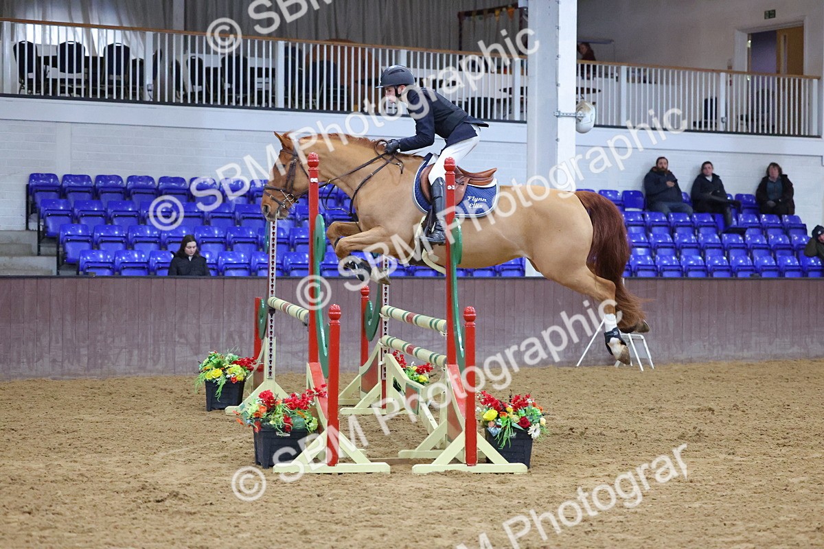1I0A4977 - Class 9 - Senior Newcomers/ 1.10m Open