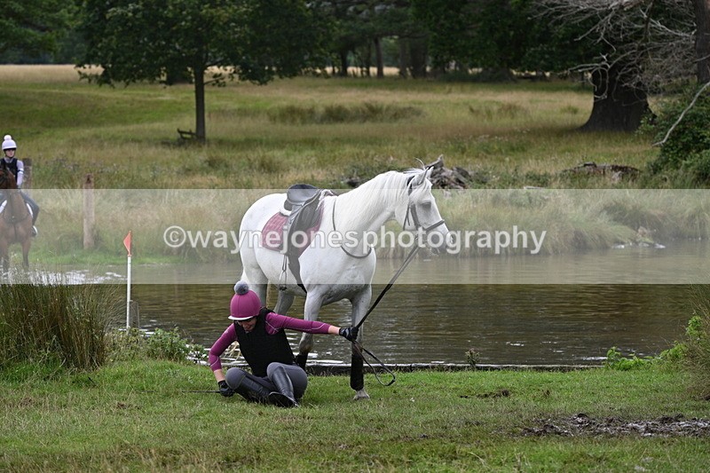 WJ7_3208 - Time at Water 12:15 to 12:50