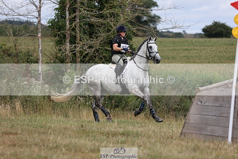 250802A-121137-03446 - C-123-Tonia.Ainsworth-CREEVAGHSTABLES.CHILLIPEPPER