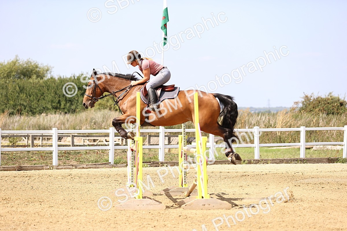 SBM_006687 - Class 12 - Amateur Championship Qualifier 1.05m