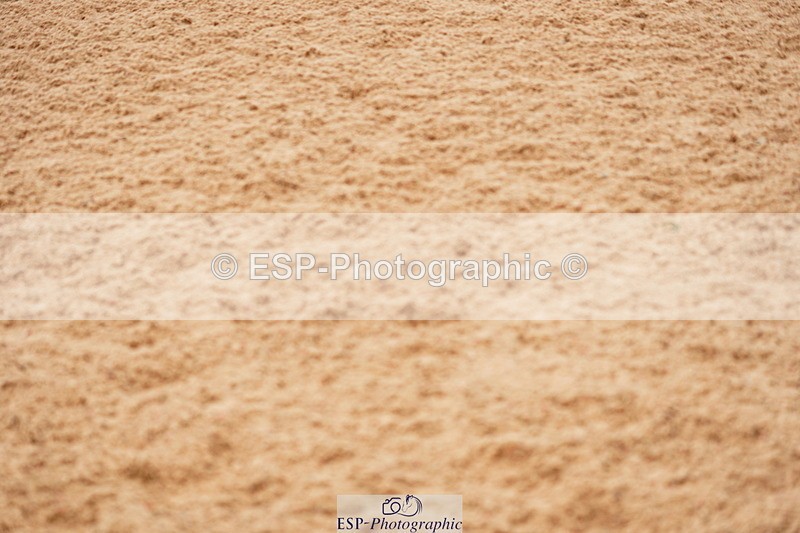 240526A-120416-07937 - Cls 26 Chard Equ 1.05m and 1.10m Grand Prix