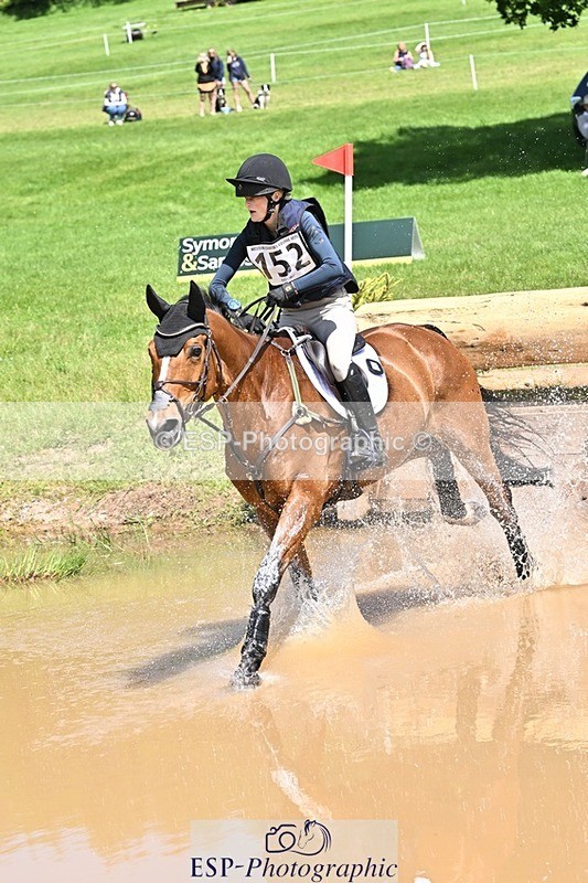 240525-133313-14460 - 152-MODRIX_DOR_VAN_DE_MISPELAERE-Annabel_Walsh