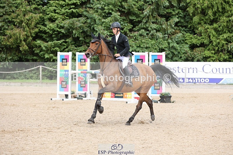 240711-160321-29264 - Cls 124 Foxhunter