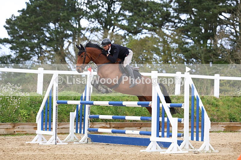 3E7A1812 - Class 7: Senior Newcomers/1.10m open