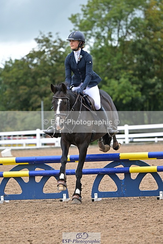 240925A-110109-00179 - Cls 1 British Novice and 90cm Open