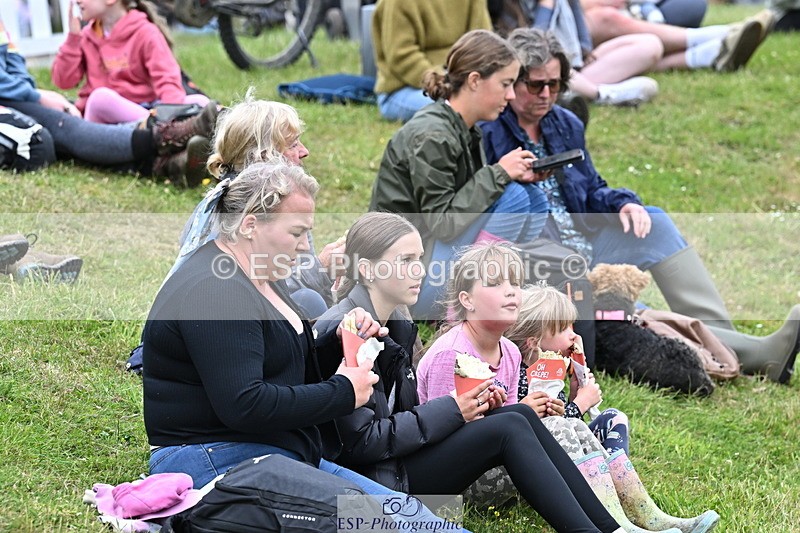 250524A-124856-11052 - Western Counties Crowds