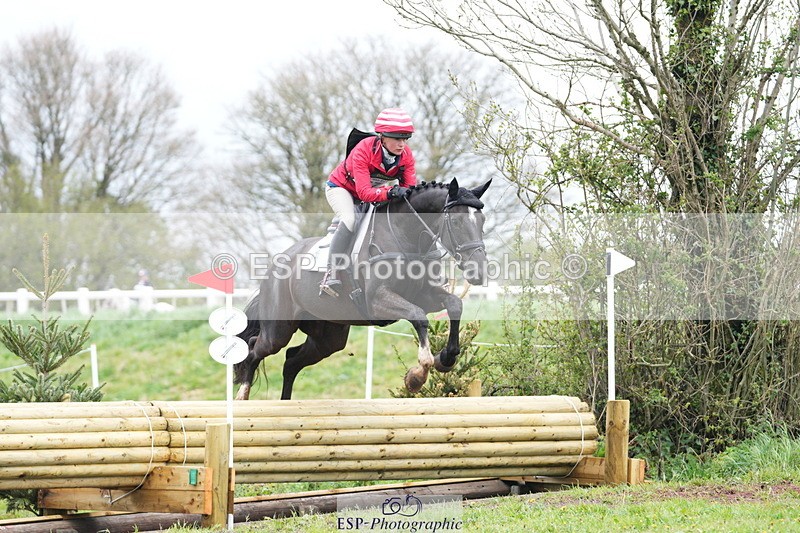 250419-101659-09018 - 572-Henrietta.Ewell-TALOULIETA.TD.Z